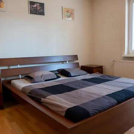 Dovolenkovy Dom 90 Svaty Kriz